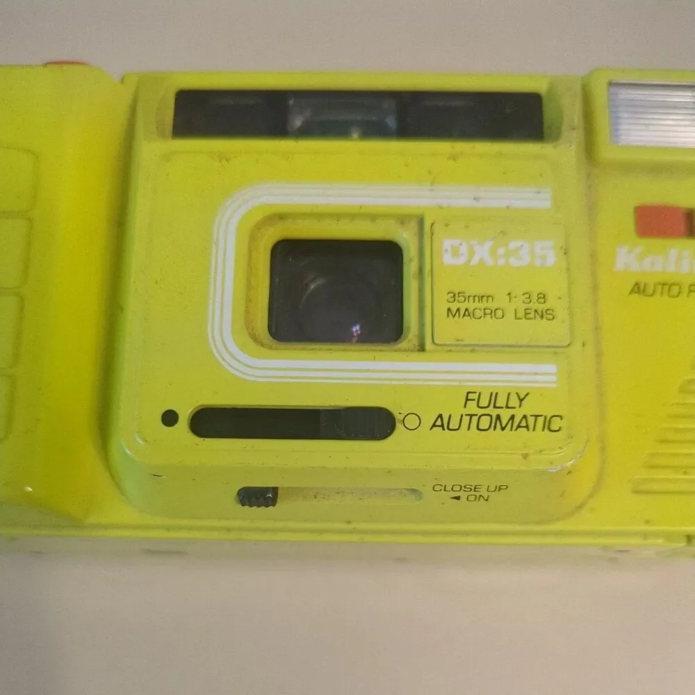 Vintage VTG Kalimar DX:35 Yellow 35mm Auto Focus Camera-circa 1985 Not Tested